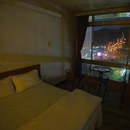 Very Happy Homestay Quận Bình Khê Ngoại thất bức ảnh